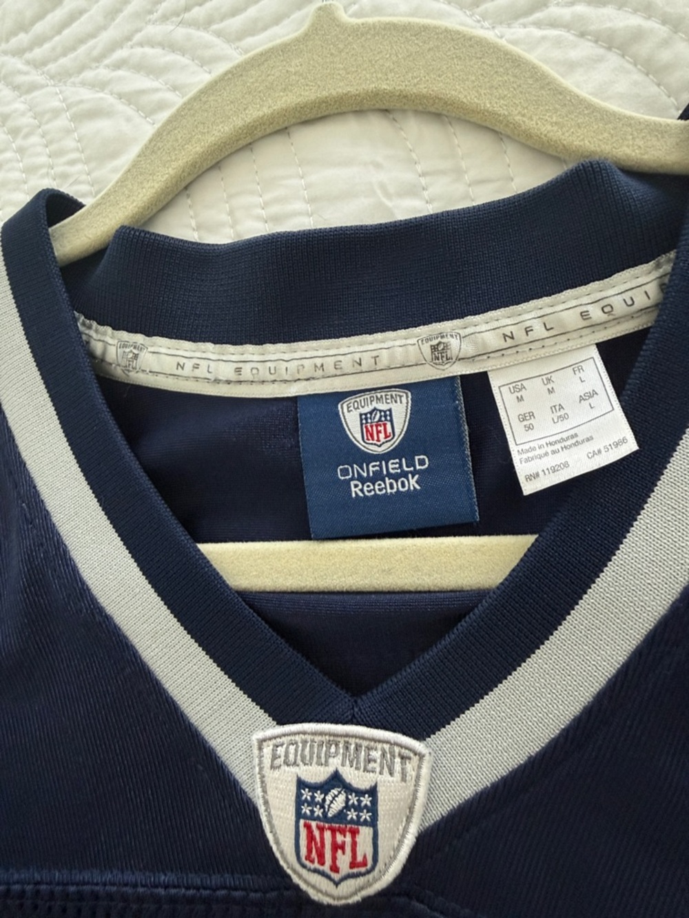 NFL New England Patriots Tom Brady #12 Football Jersey - Picture 3 of 4